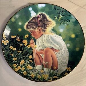 Ashley by Higgins Bond Collectors Plate Treasured Days Collection